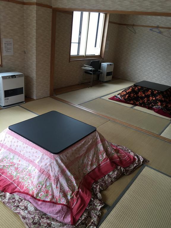 Onsen Minshuku Yutakaya Hotell Yuzawa  Eksteriør bilde